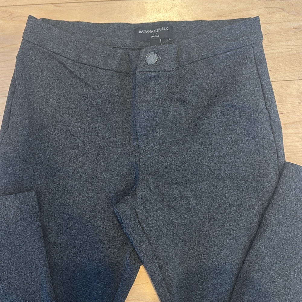Banana Republic Grey Legging Pant - Picture 2 of 4